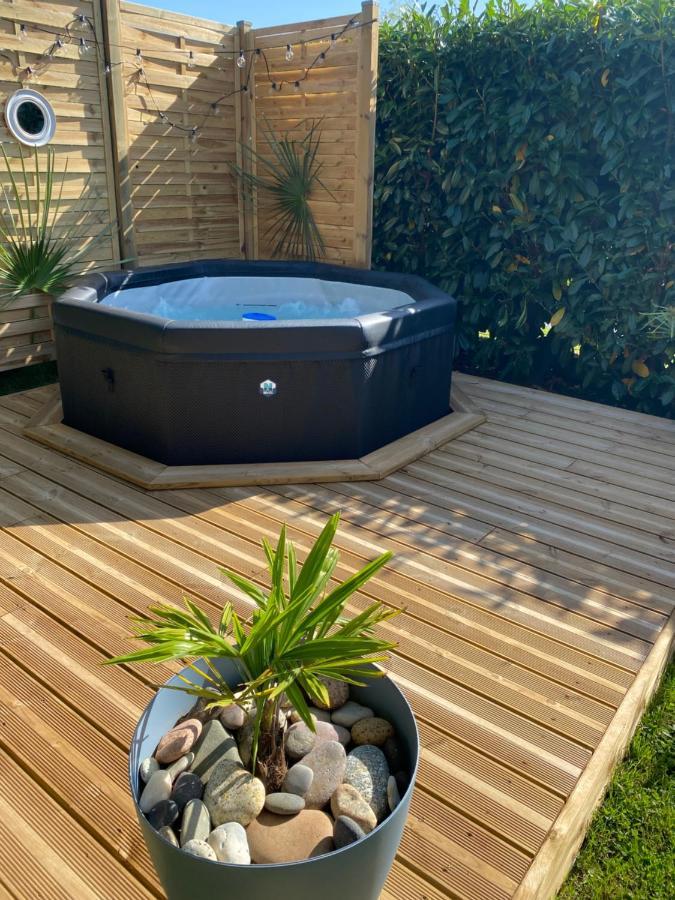 Tiny Et Jacuzzi Charente Maritime Villa Plassay Bagian luar foto